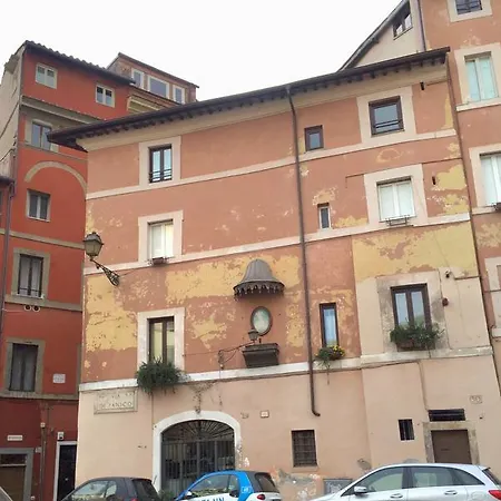 Appartement Navona, Old